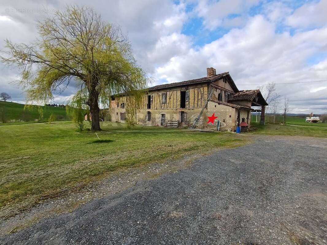 Maison à LAVAUR