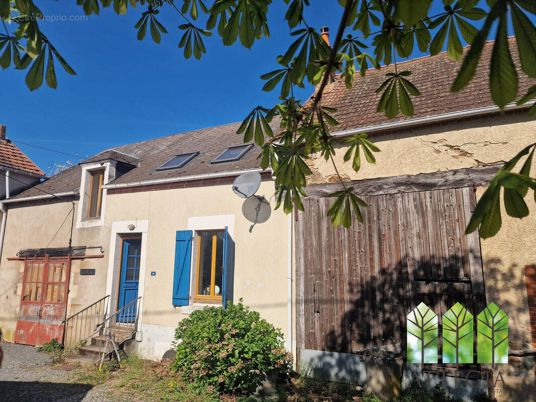 Maison à SAINT-SATURNIN