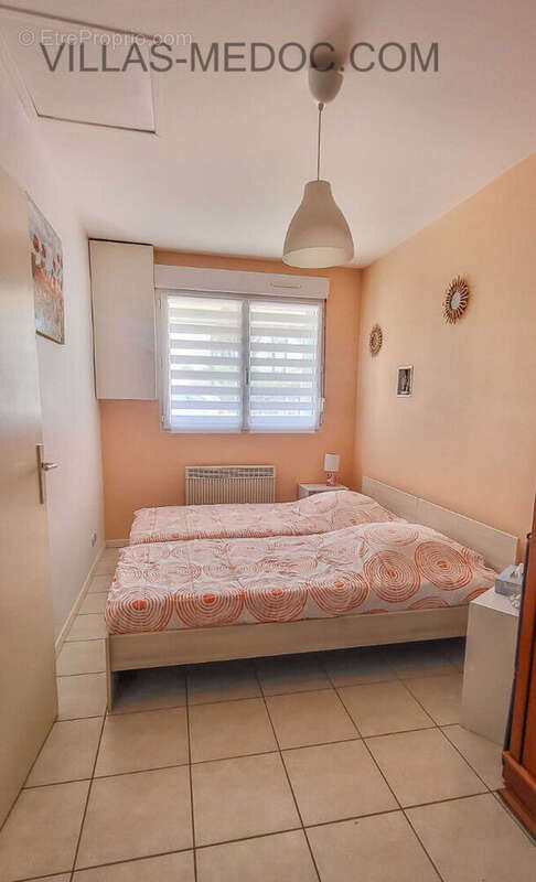 Maison à VENDAYS-MONTALIVET