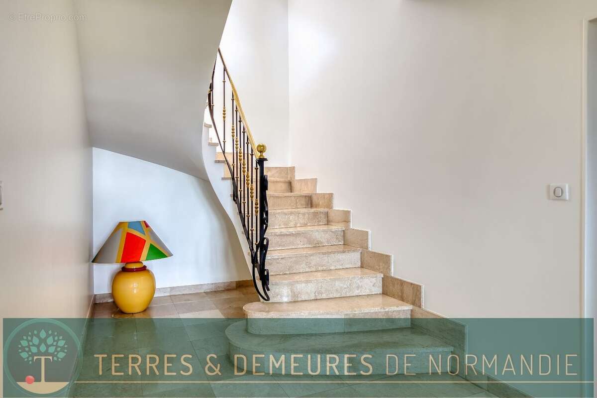 Propriété d'exception avec vue mer panoramique 180°, prestations haut de gamme sur les hauteurs du Tréport - photo 14