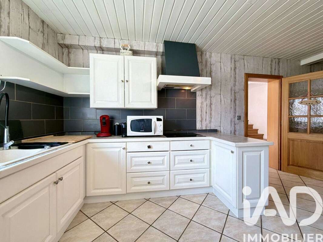 Maison 327 m² à Laning  - photo 6