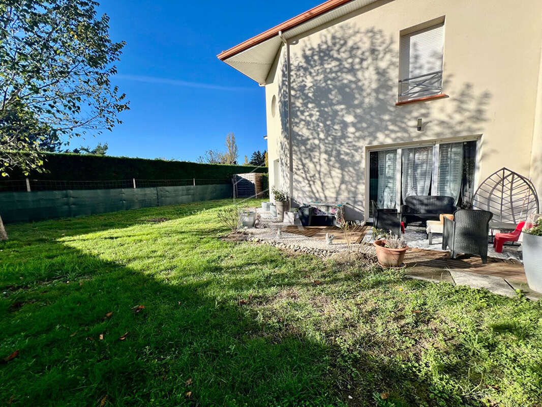 Appartement à AUREILHAN