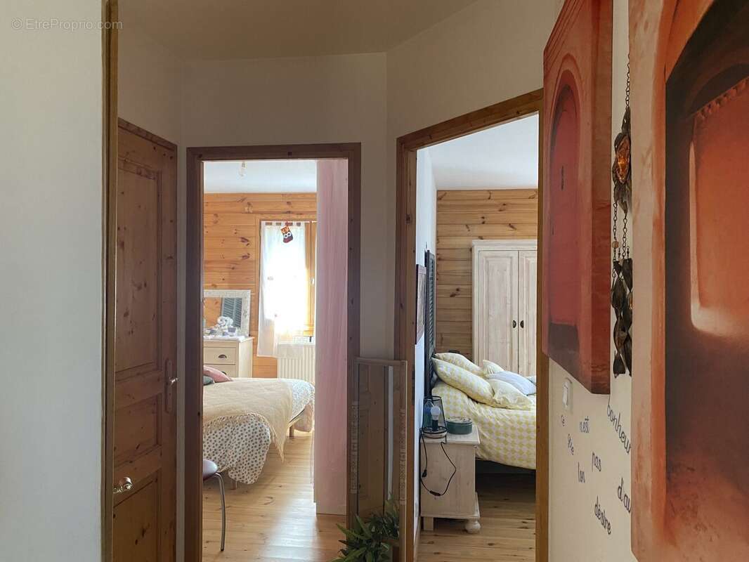 Maison 98 m² à Peyrelevade  - photo 9