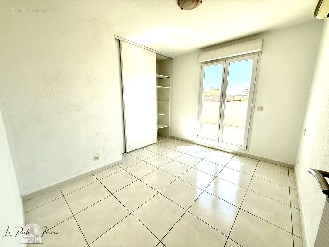 Duplex T3 sur la Marina avec parking - photo 9