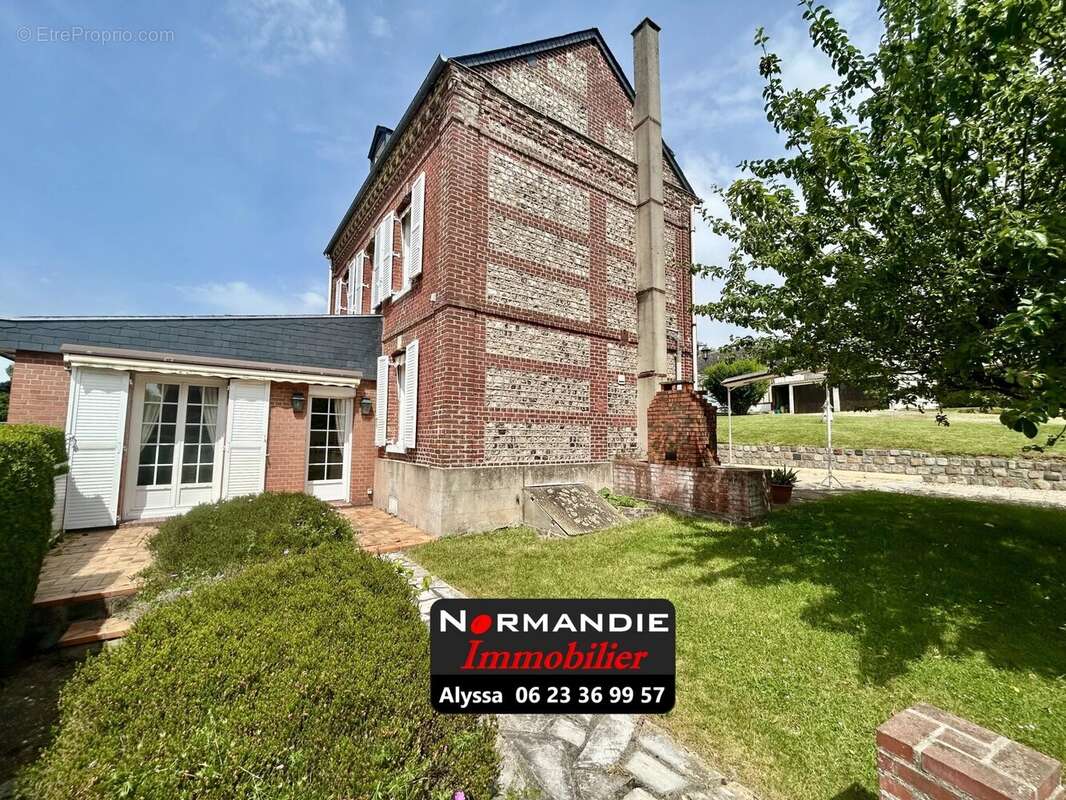 Maison à LILLEBONNE