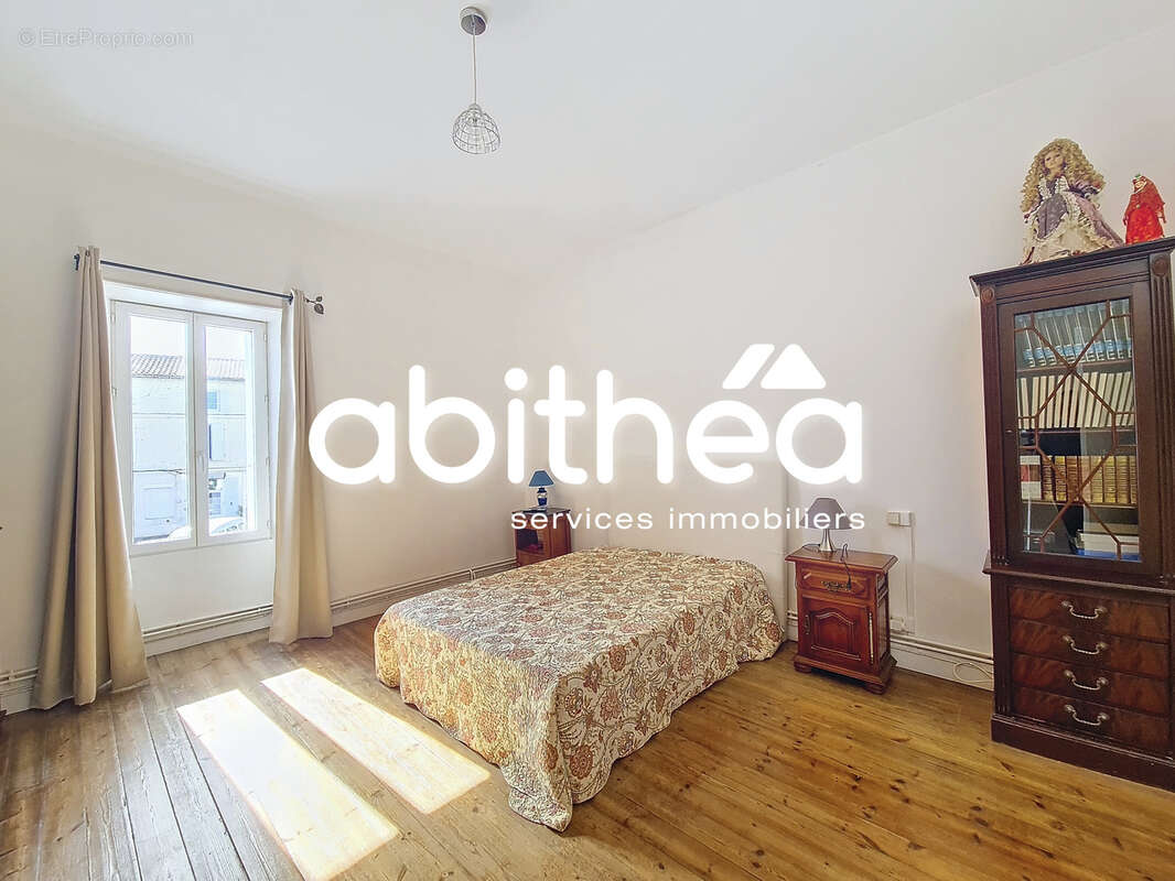 Maison à SAINT-FORT-SUR-GIRONDE