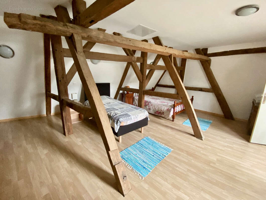 Appartement à AVESNES-SUR-HELPE