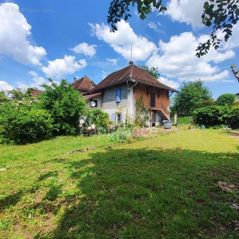Maison à SAINT-ALBIN-DE-VAULSERRE