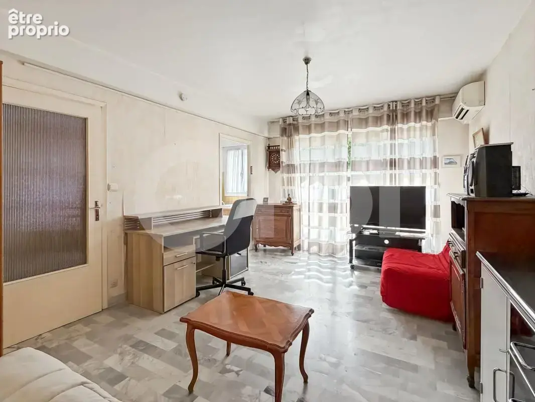 Appartement À Vendre - photo 2