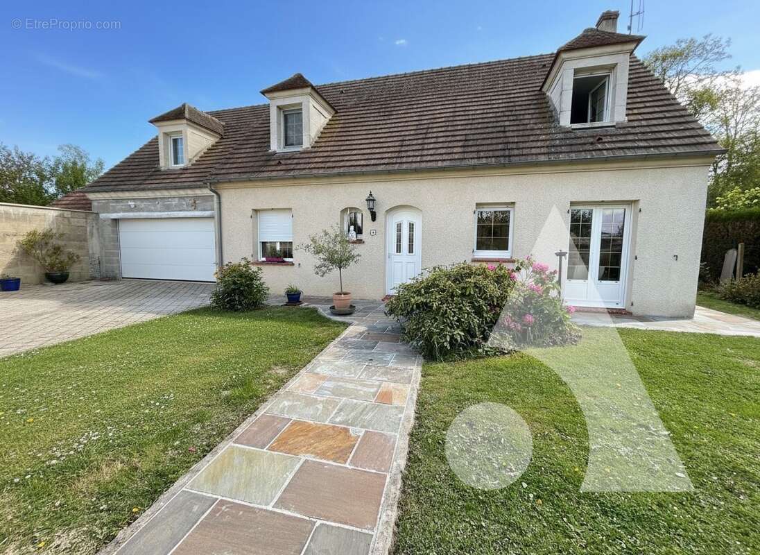 Maison à RIBECOURT-DRESLINCOURT
