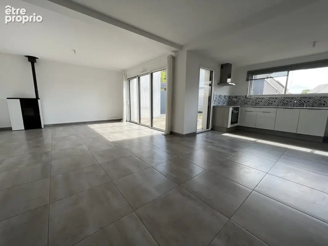 Maison 6 pièces 126 m² à vendre à Chateaugiron (35410) - photo 3