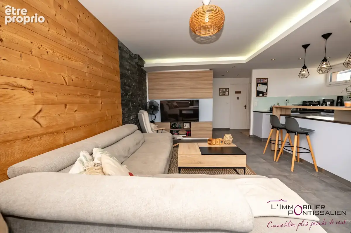 Pontarlier : appartement de type 3 - terasse, cave et garage - photo 9