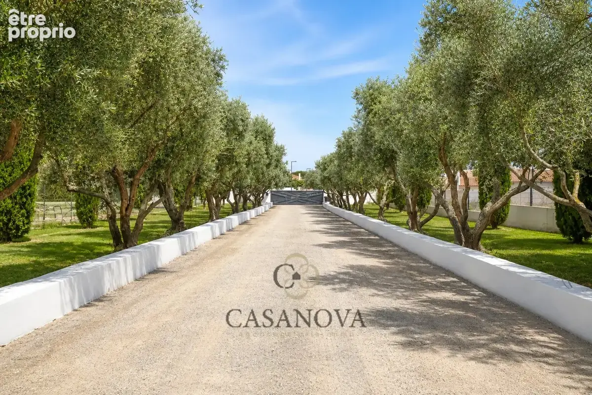 Propriété de 351 m² avec piscine et terrain de 7 310 m² aux portes de Montpellier - photo 25