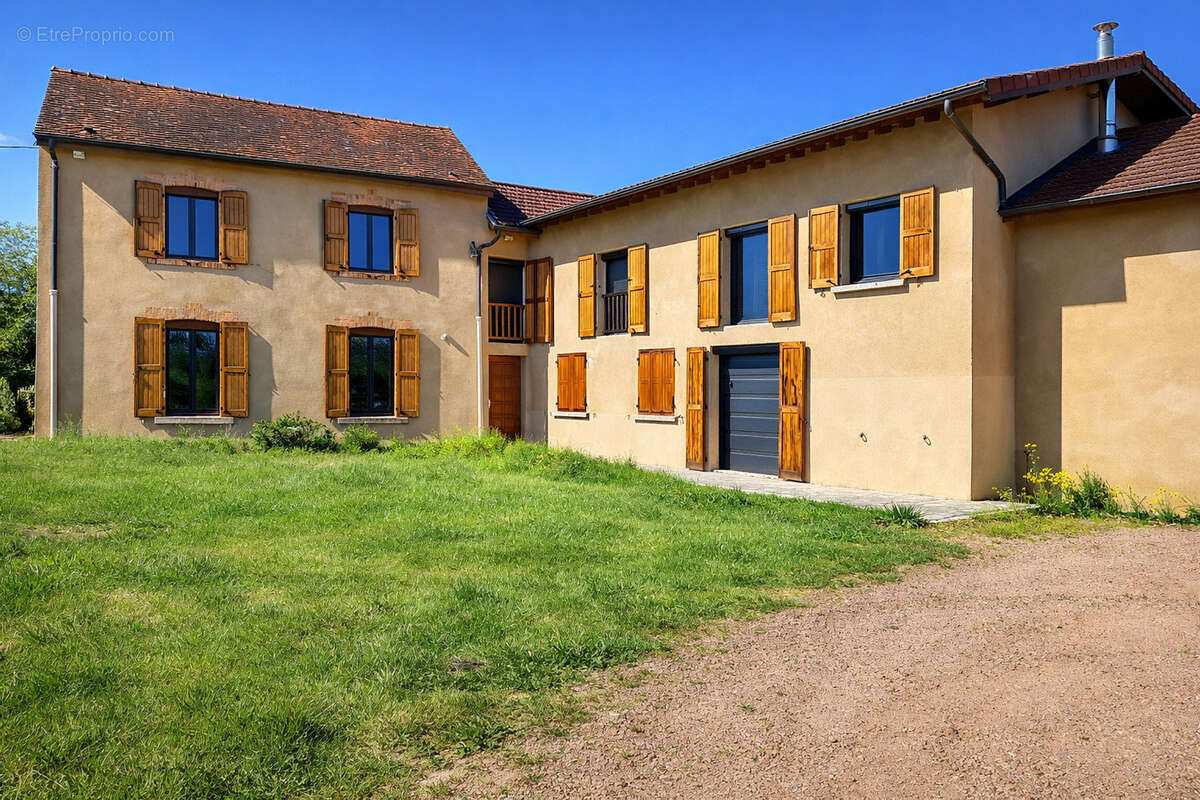 Maison à BALBIGNY