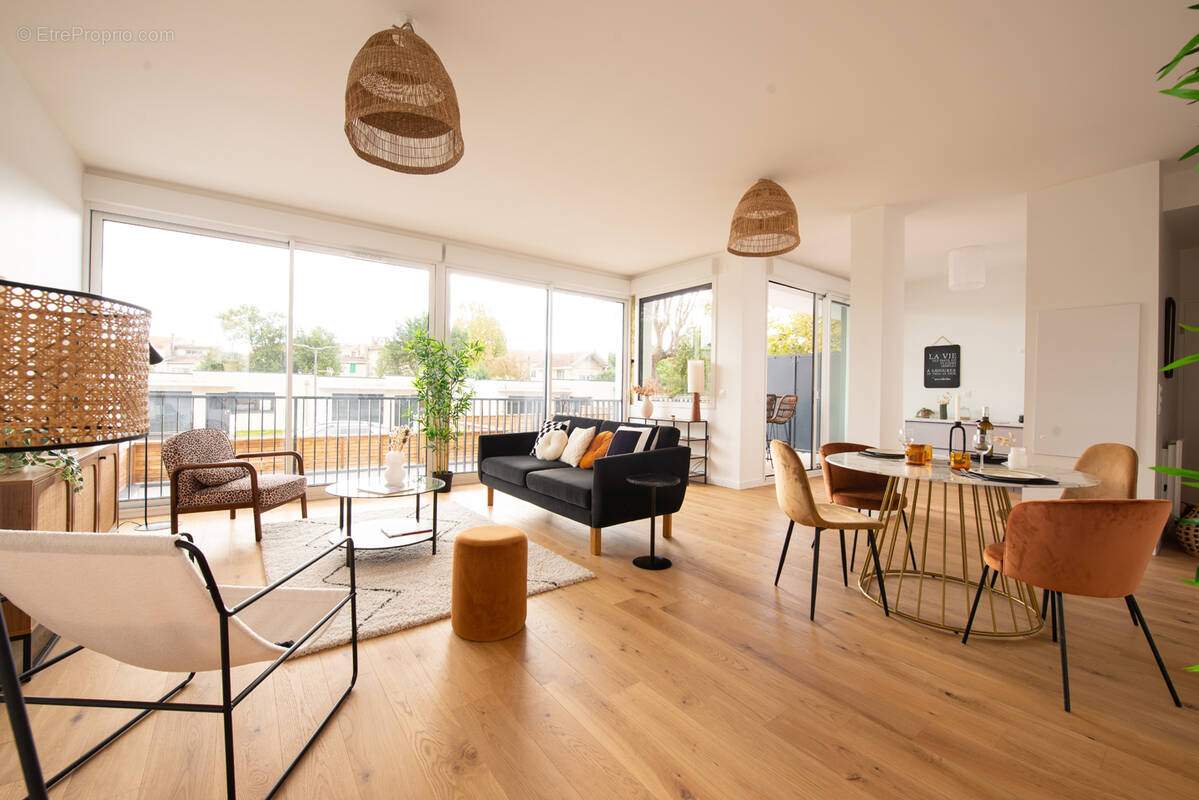 Appartement à BORDEAUX