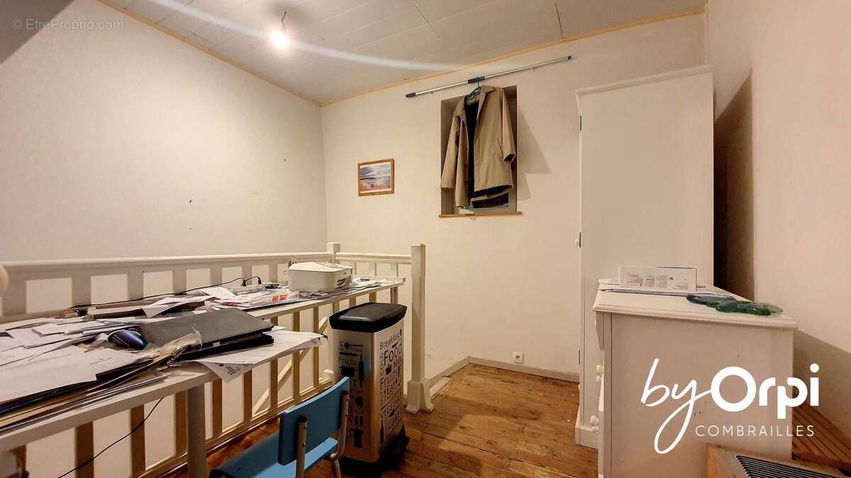 Maison à VERNEUGHEOL