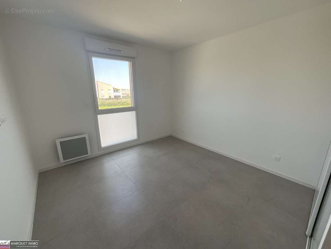 Appartement à SAUVIAN