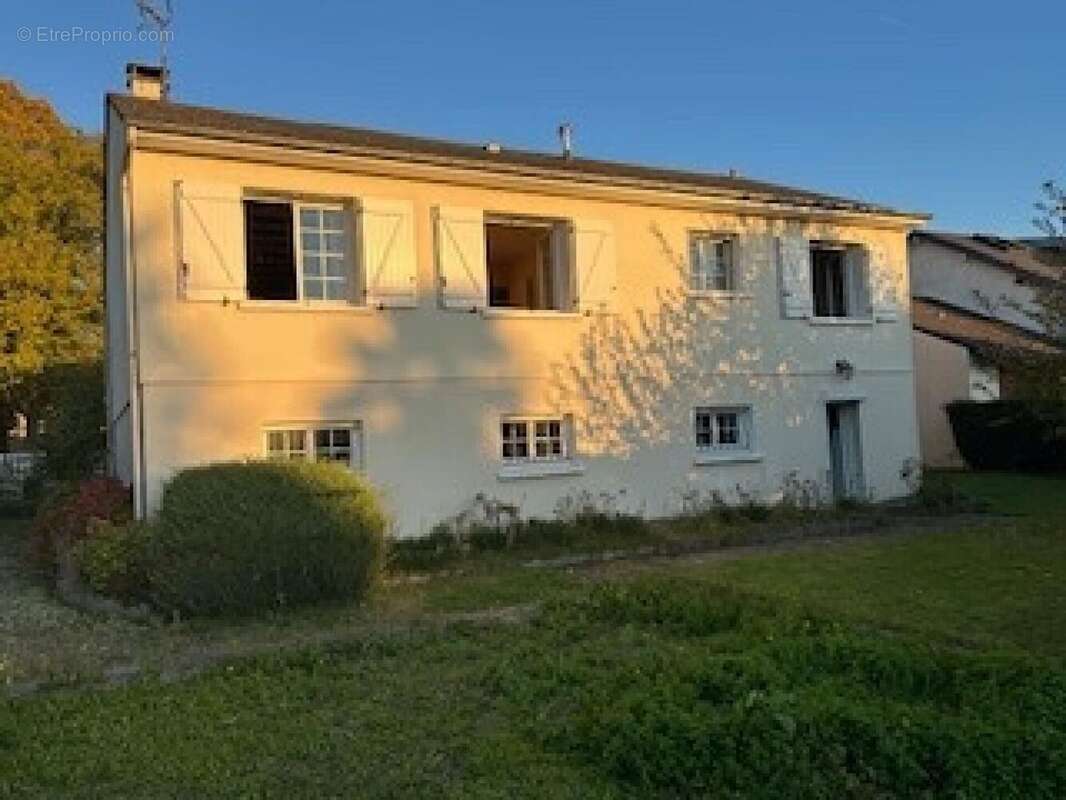 Photo 2 - Maison à CHATELLERAULT