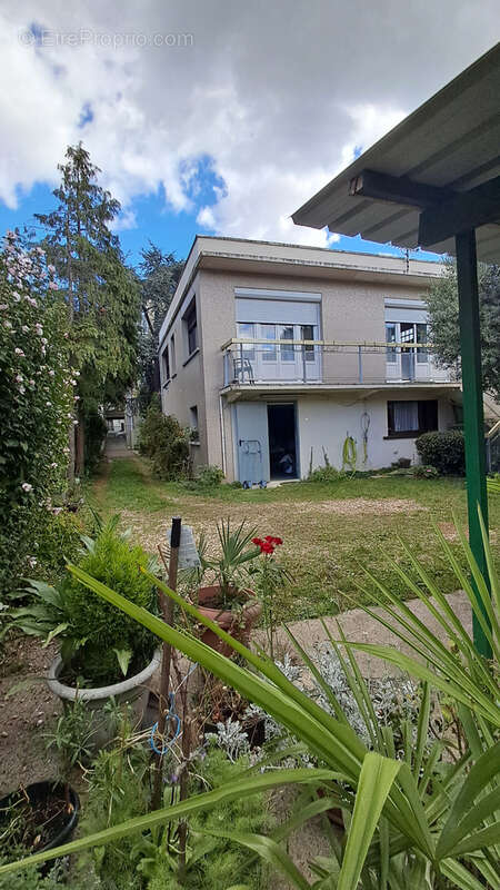 Maison à CHOISY-LE-ROI