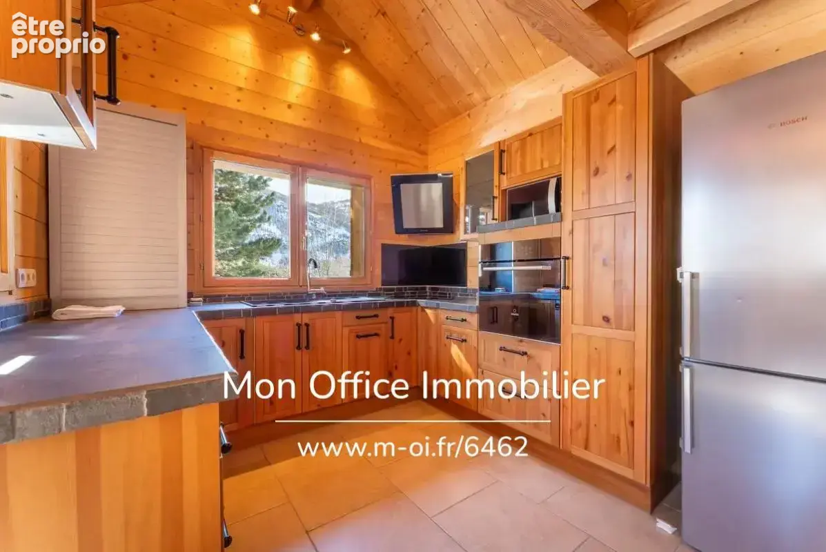 Référence : B491060-MBE - Chalet Lombard Type 5 avec Sauna/Jacuzzi + Garage - photo 6