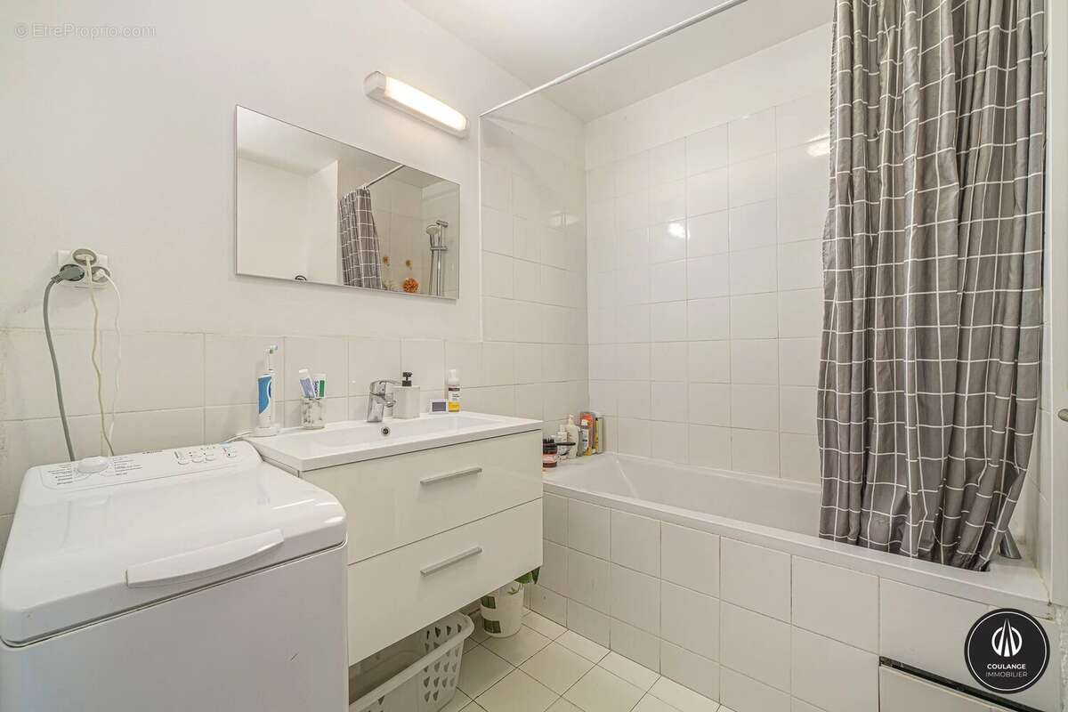 Appartement à MARSEILLE-8E