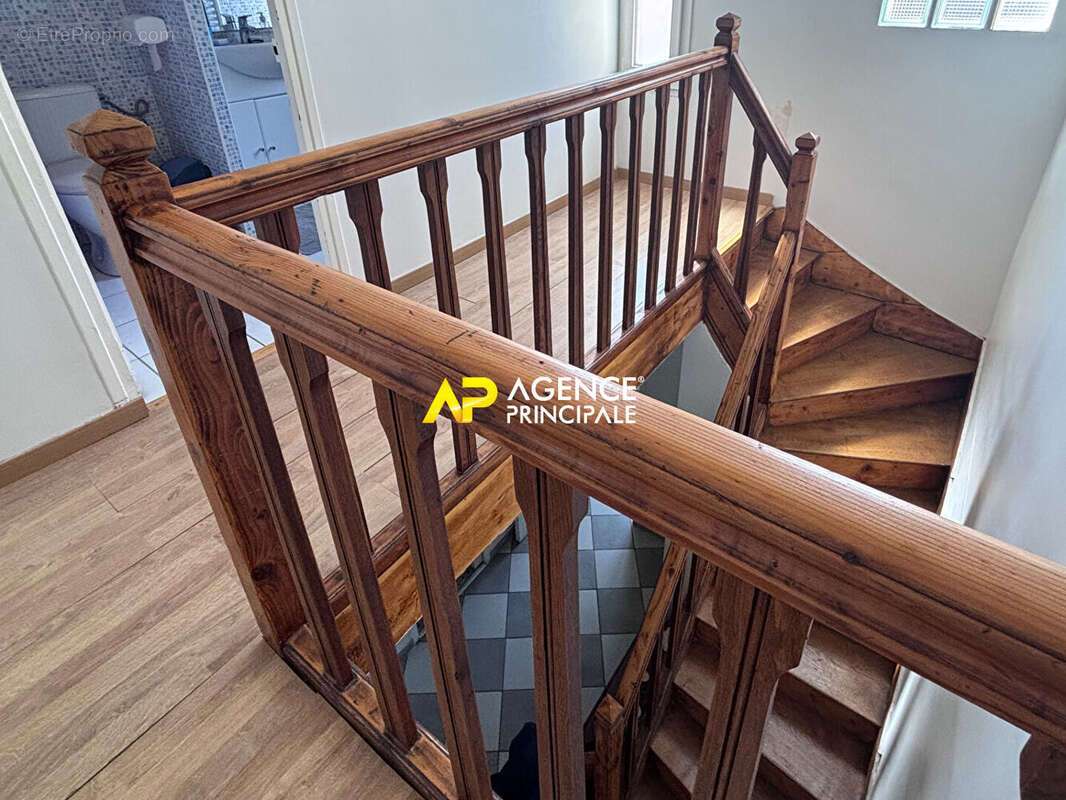 Maison à SARTROUVILLE