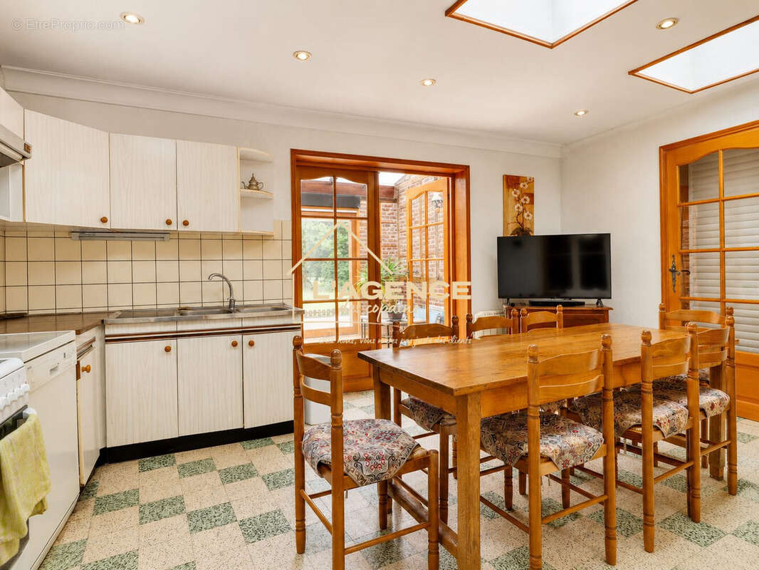 Maison 160 m² à Steenbecque  - photo 4