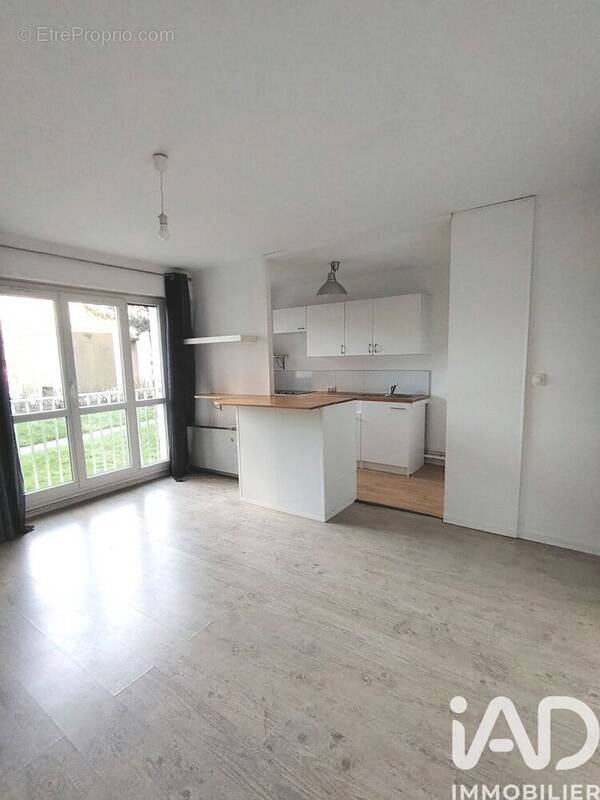 Photo 1 - Appartement à LES ULIS