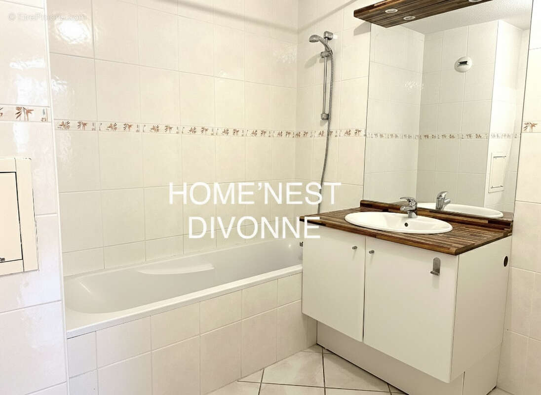 Appartement à PREVESSIN-MOENS