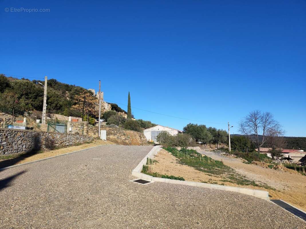 Terrain à ROQUESSELS