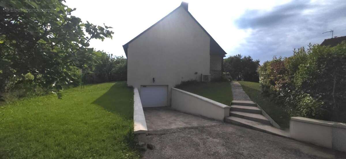 Maison à CHAMBRAY-LES-TOURS