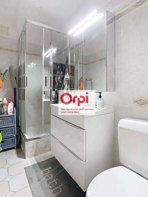 Appartement à ISSY-LES-MOULINEAUX