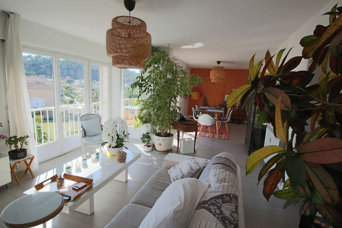 Appartement à HYERES