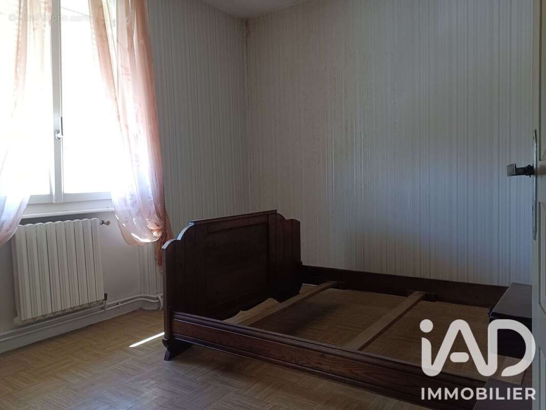 Maison 140 m² à Mialet  - photo 5
