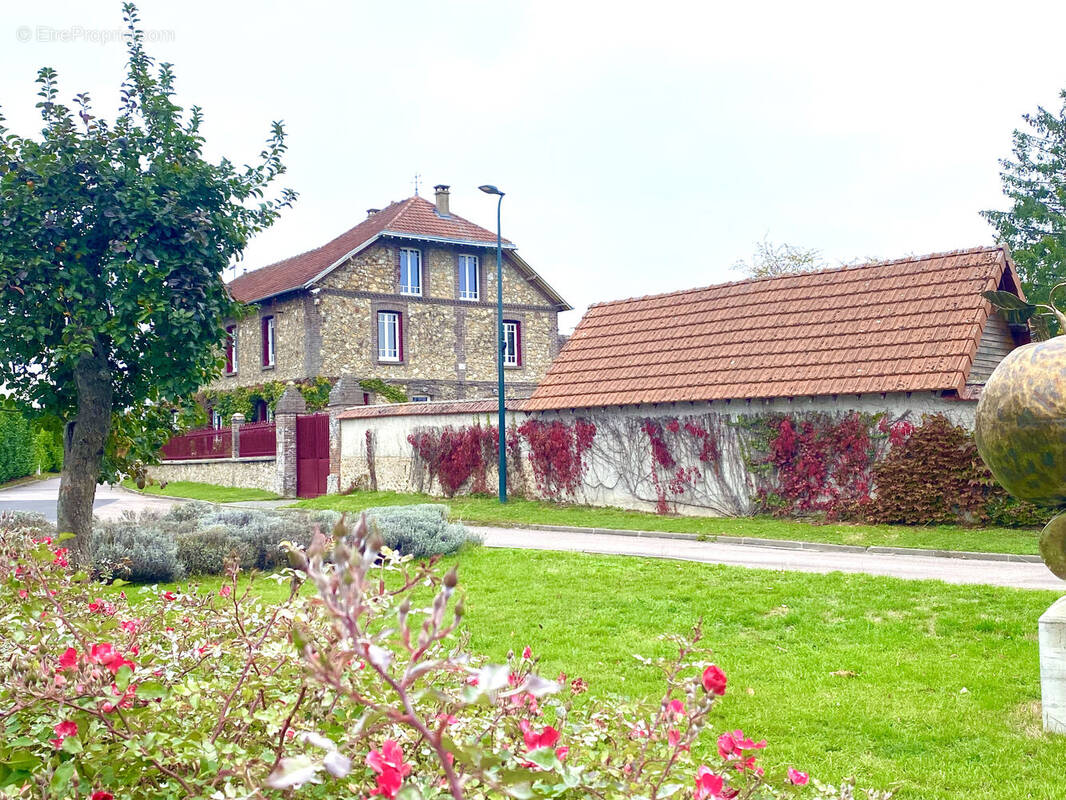 Photo 1 - Maison à EVREUX