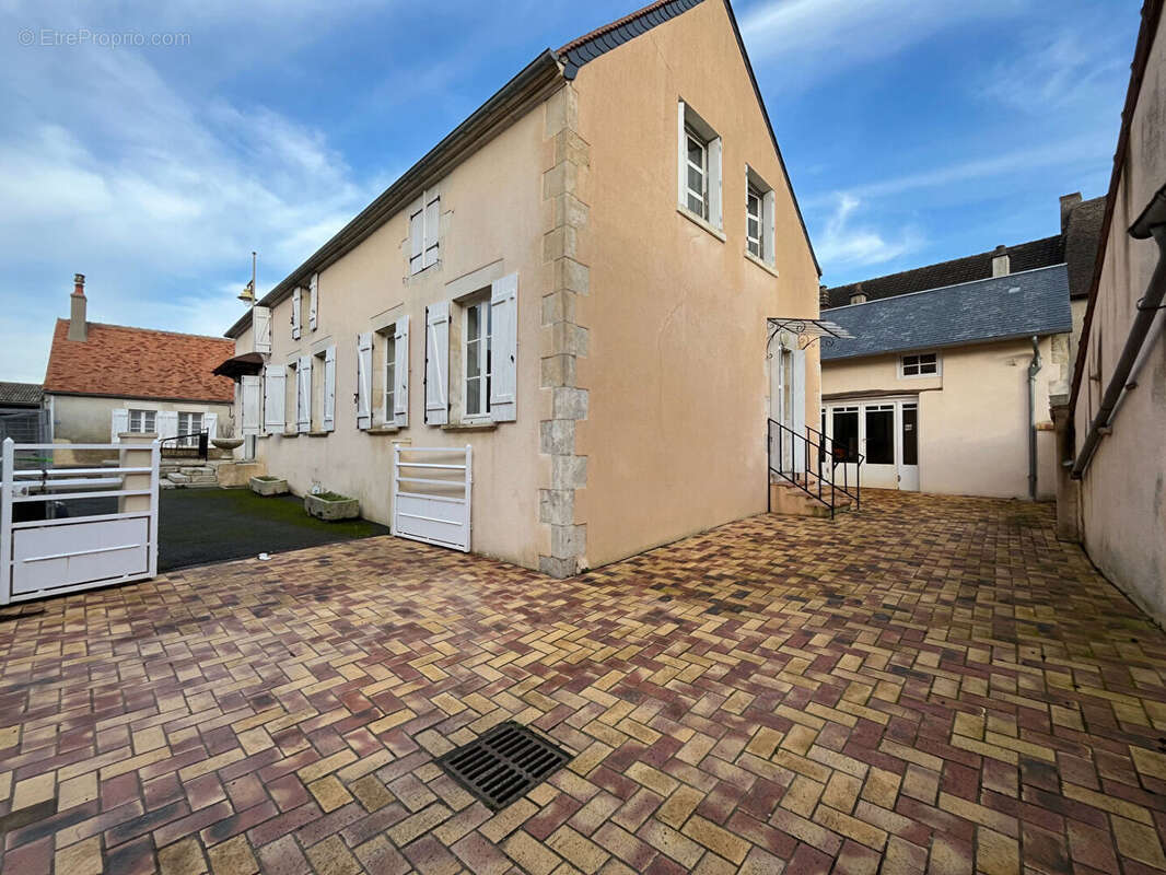 Maison à SAINT-ANDELAIN