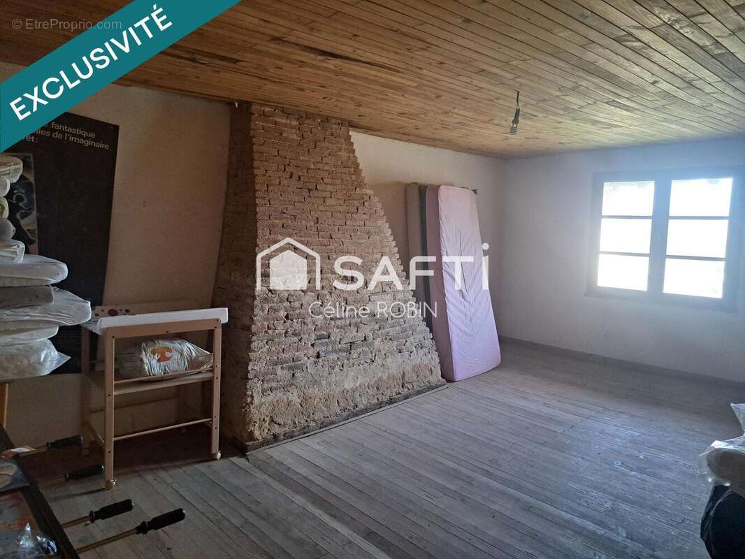 Photo 5 - Maison à CURCIAT-DONGALON