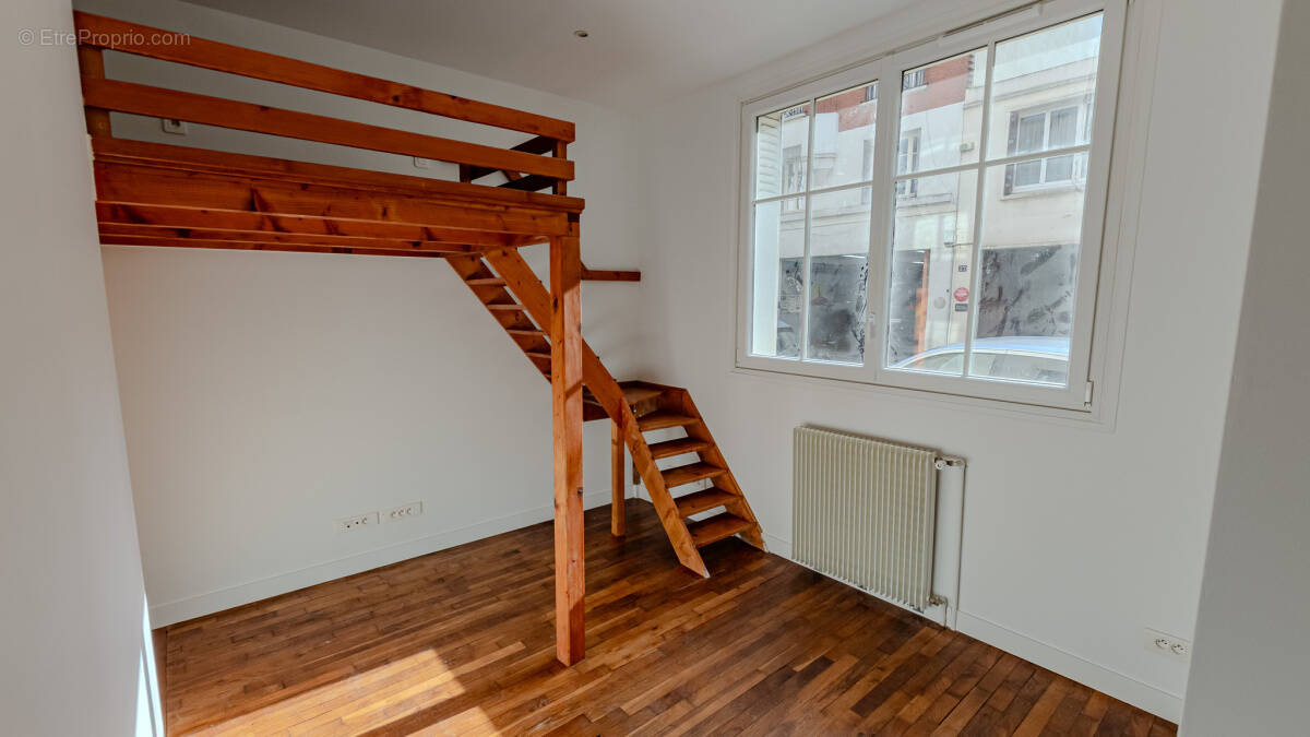 Appartement à LEVALLOIS-PERRET
