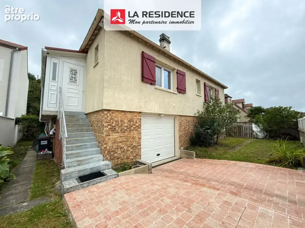 Maison 8 pièces 135 m² à vendre à La Verriere (78320) - photo 2