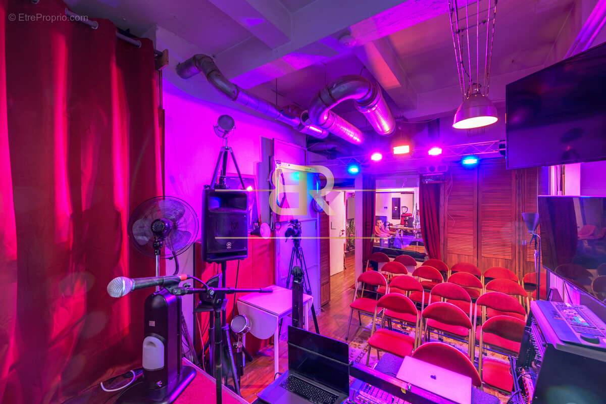 Studio d’enregistrement / 141 m2 en souplex / Usage mixte - photo 3