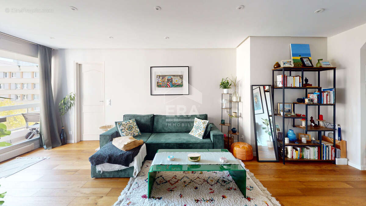 Appartement à PARIS-19E