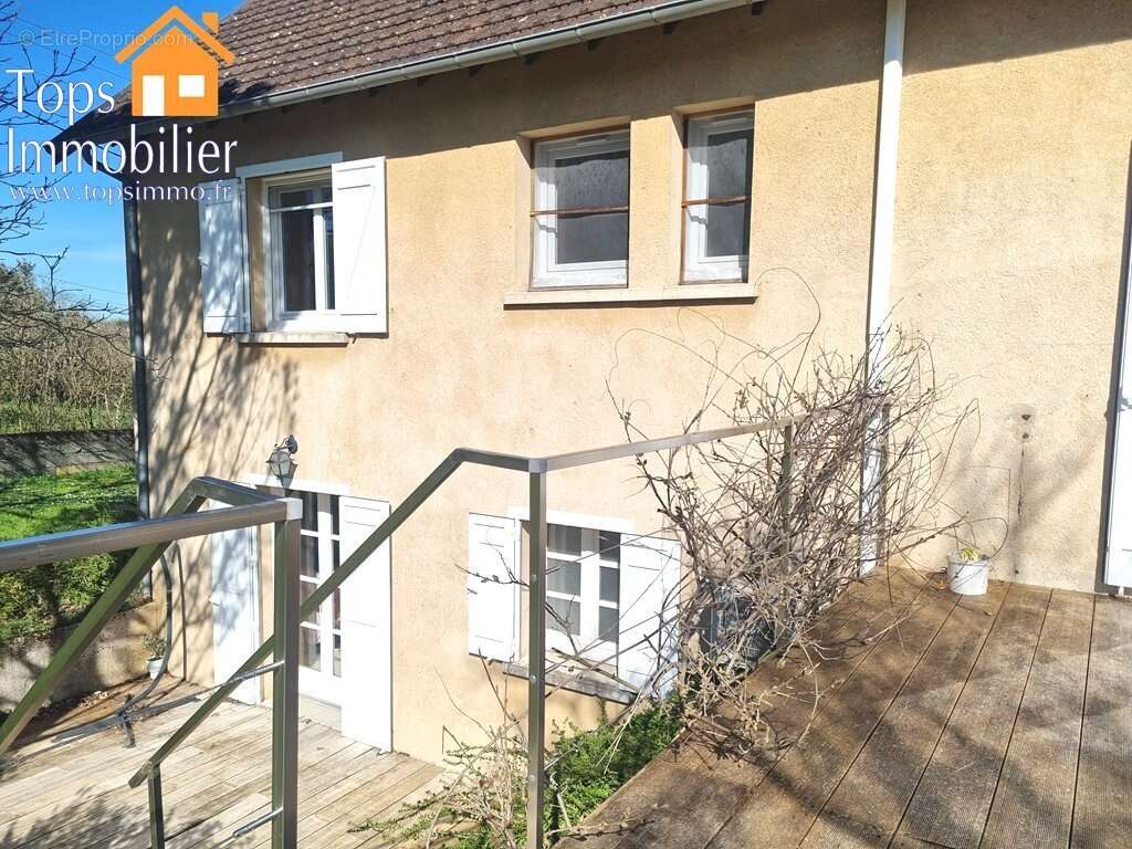 Maison à VILLEFRANCHE-DE-ROUERGUE