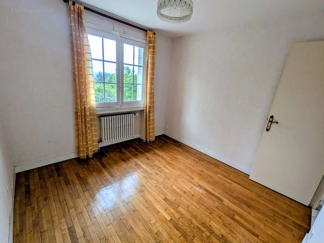 Maison à LA FERTE-GAUCHER