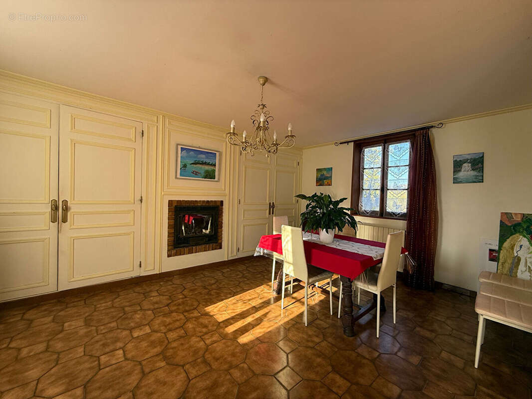 Maison à VIMOUTIERS