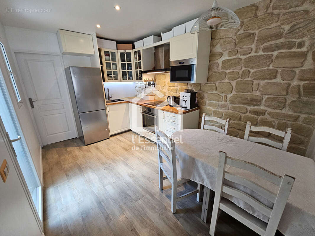 Appartement à VAUX-SUR-SEINE