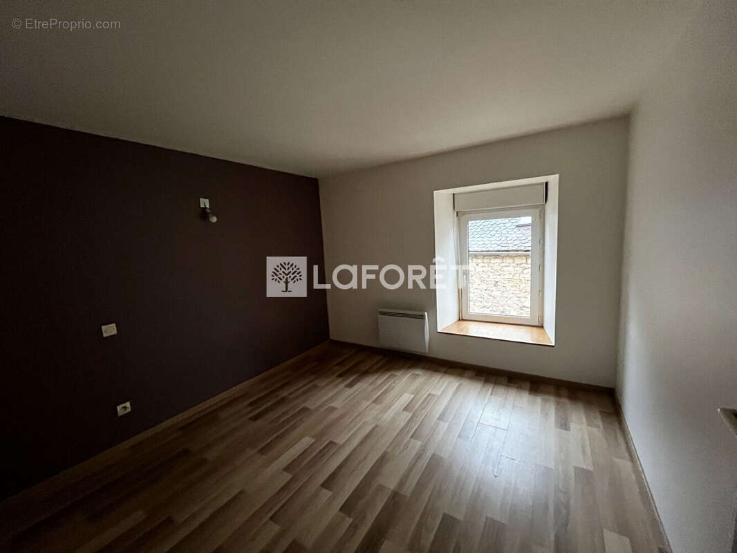 Maison à BERTHOLENE