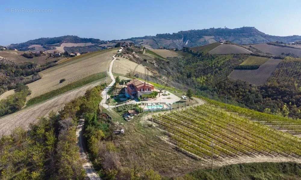 Maison à CLERMONT-FERRAND