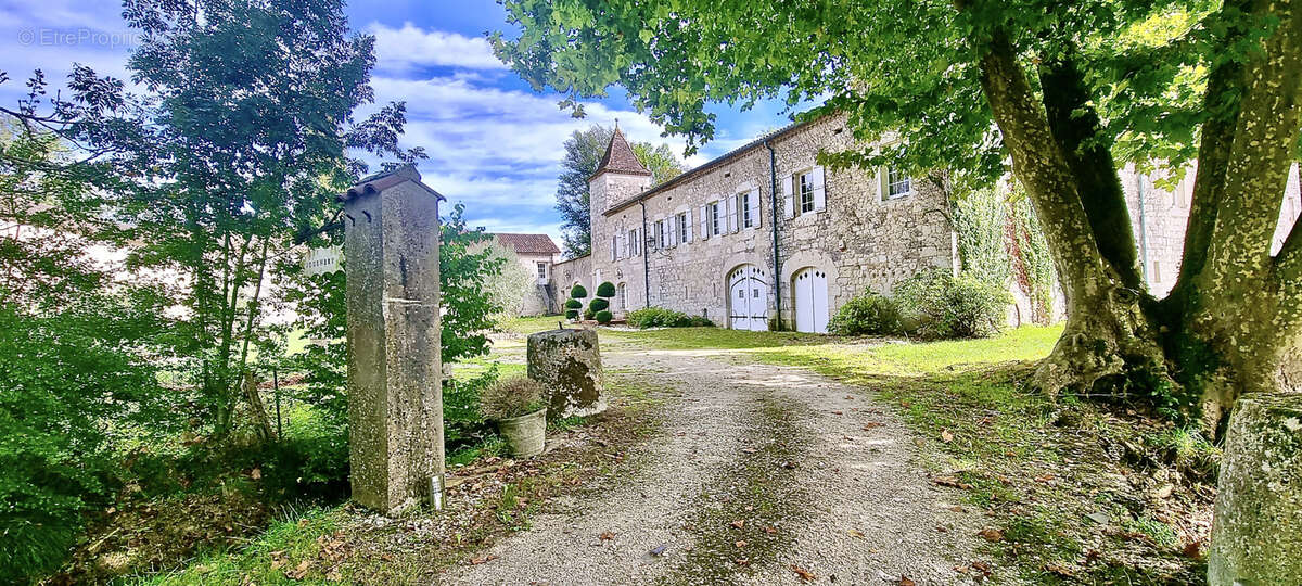 Maison à LAUZERTE