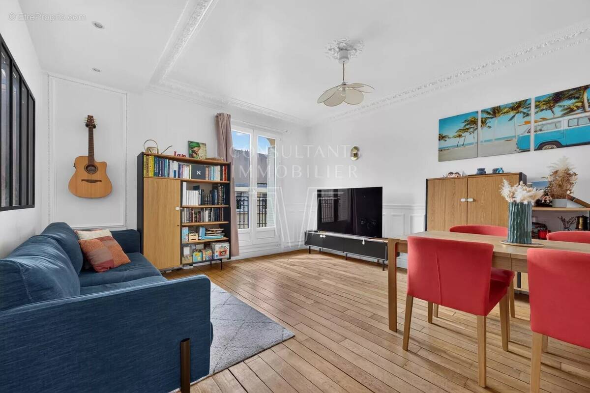 Appartement à LEVALLOIS-PERRET