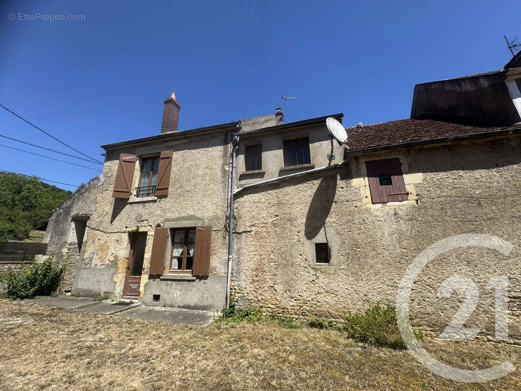 Maison 102 m² à Corvol-L'orgueilleux  - photo 2